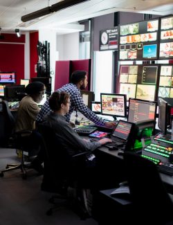 How to Land Top-Tier Media by Joanne McCall